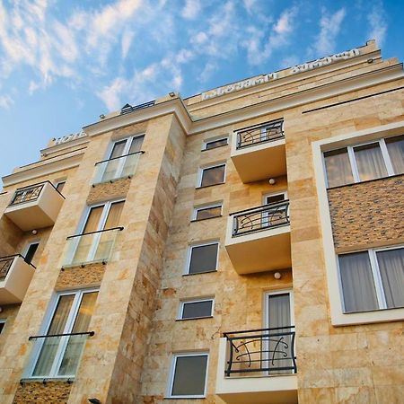 Hotel Gureli Тбилиси Екстериор снимка