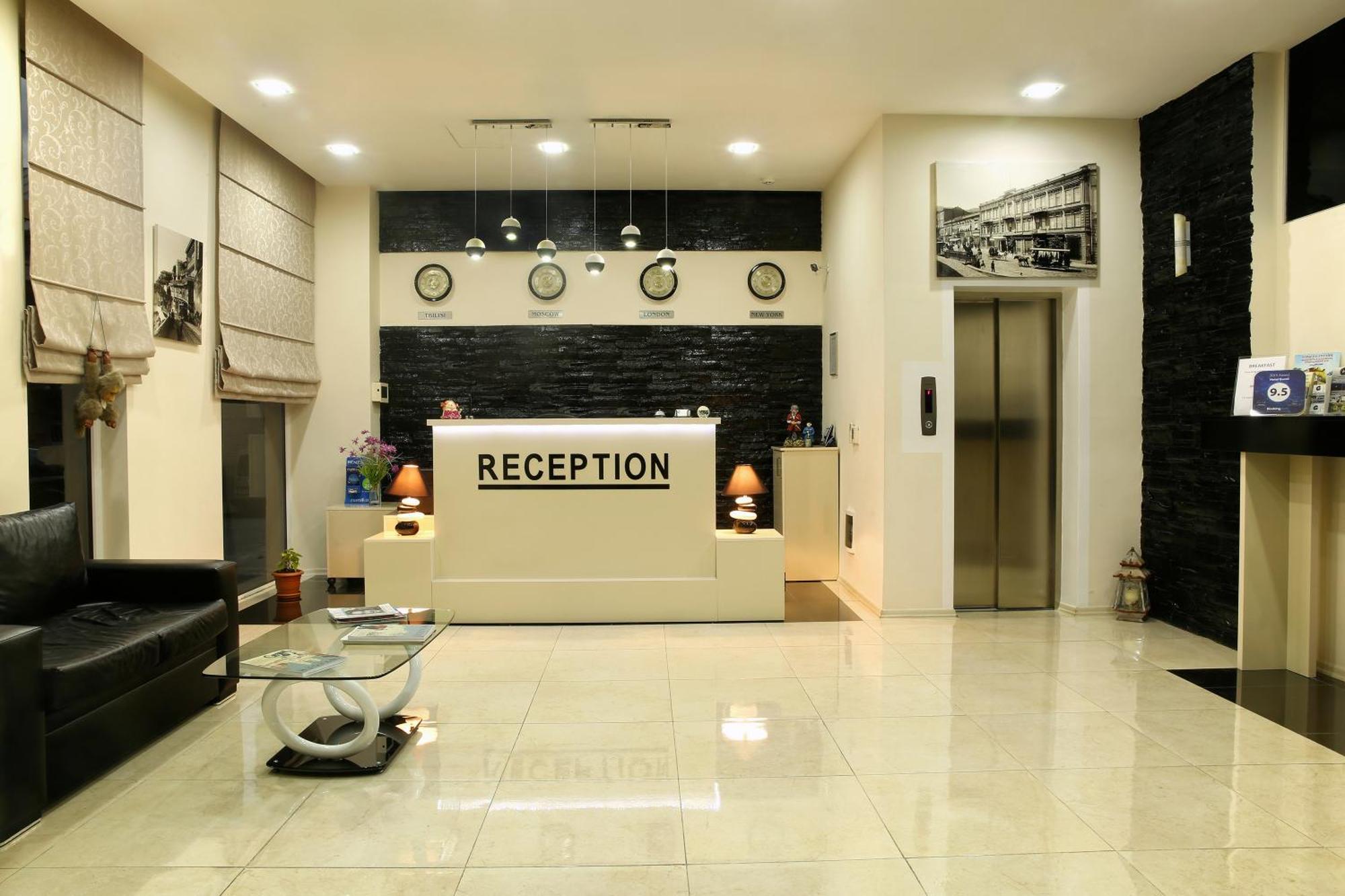 Hotel Gureli Тбилиси Екстериор снимка