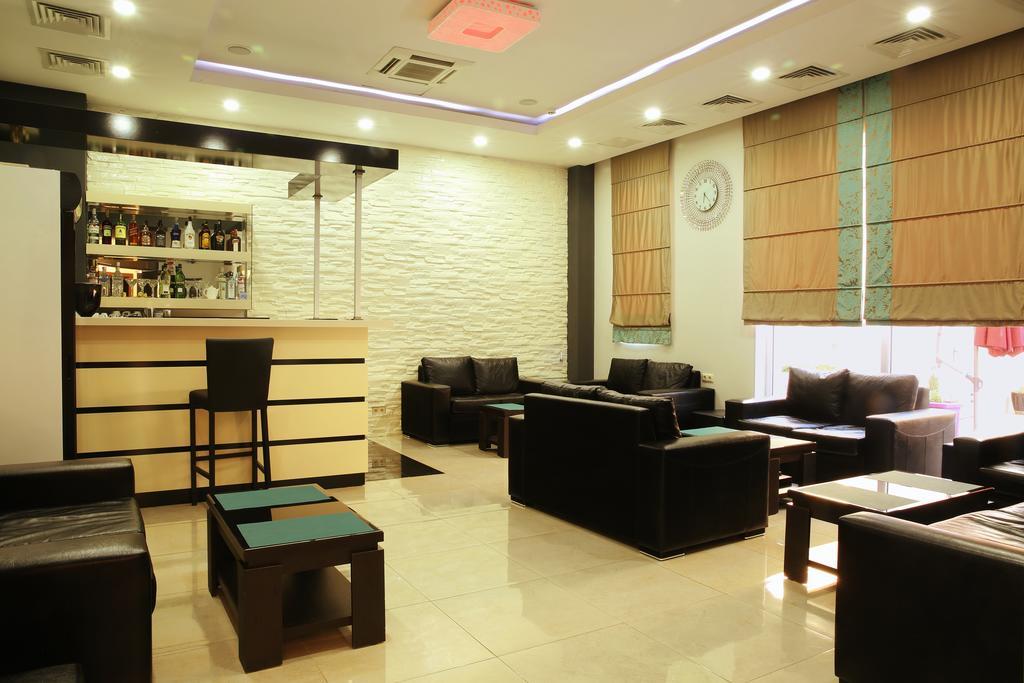 Hotel Gureli Тбилиси Екстериор снимка
